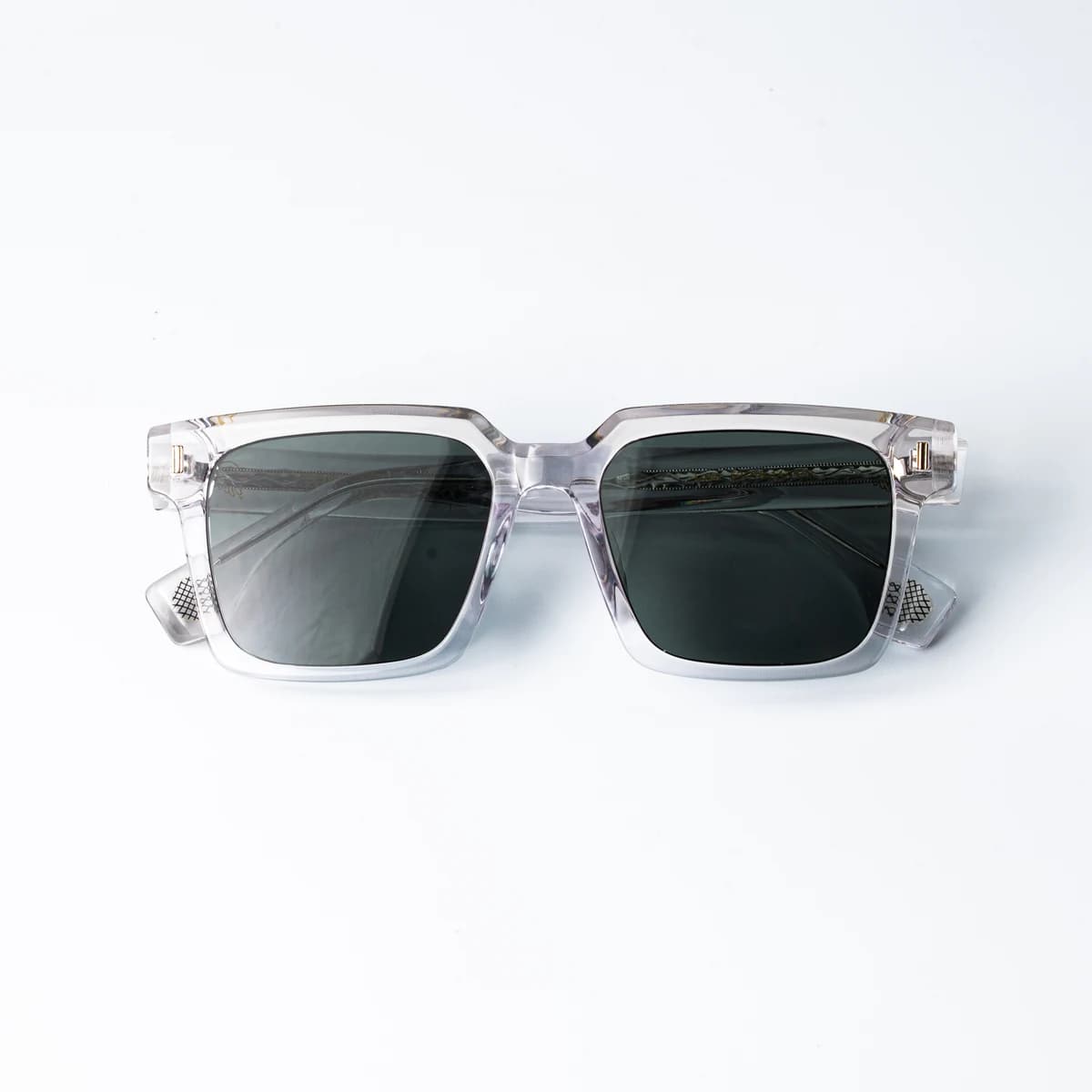 Loen C5 Green Tinted — image 1 of 5